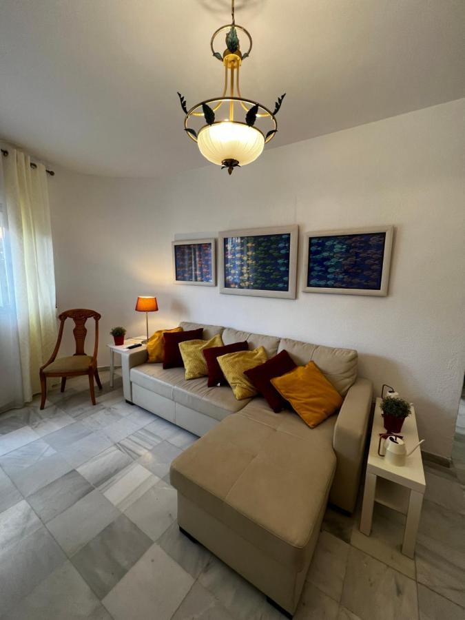 Synergy Apartment, 2 Bedroom, City Center By Namaste Elite ตอร์เรโมลิโนส ภายนอก รูปภาพ