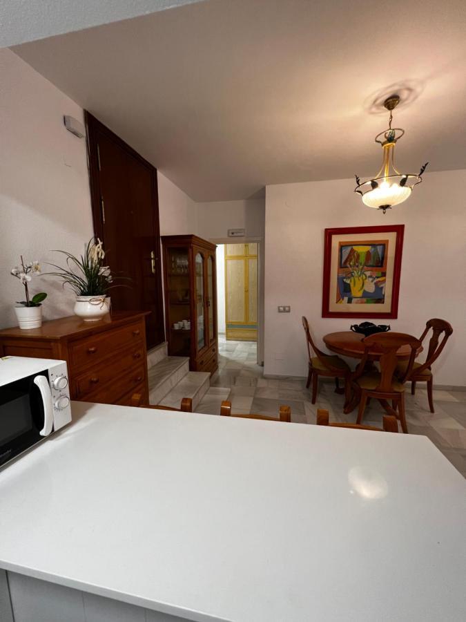Synergy Apartment, 2 Bedroom, City Center By Namaste Elite ตอร์เรโมลิโนส ภายนอก รูปภาพ