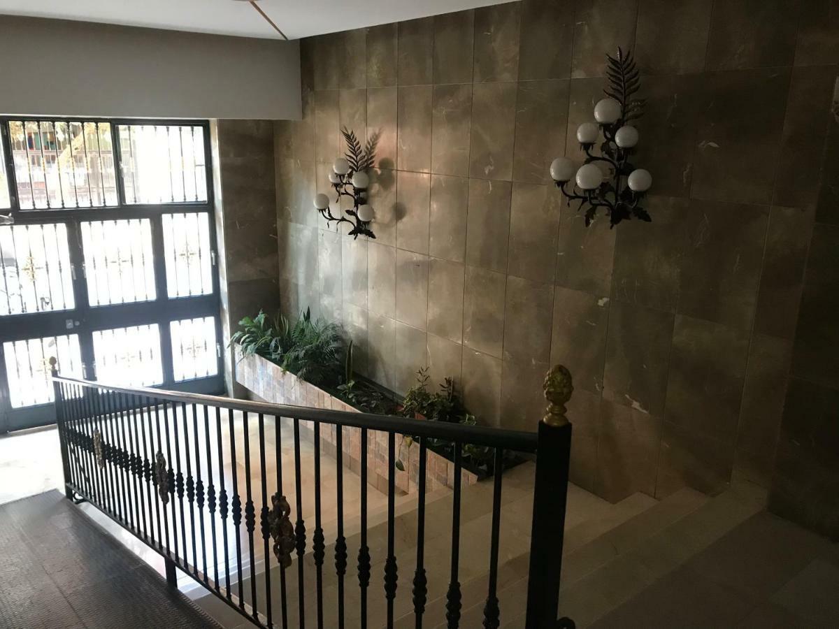Synergy Apartment, 2 Bedroom, City Center By Namaste Elite ตอร์เรโมลิโนส ภายนอก รูปภาพ