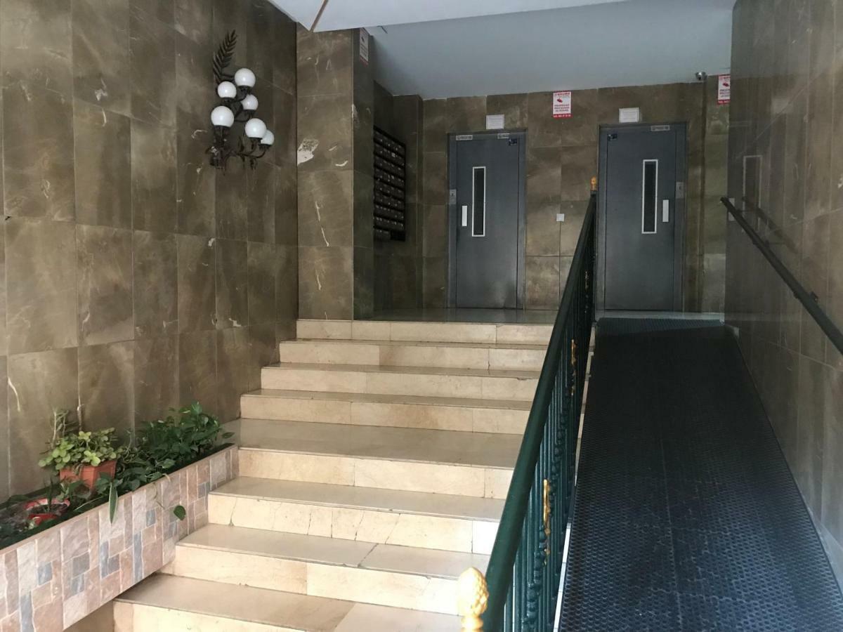 Synergy Apartment, 2 Bedroom, City Center By Namaste Elite ตอร์เรโมลิโนส ภายนอก รูปภาพ